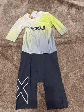 2XU Men's Light Speed React Sleeved Tri Suit
